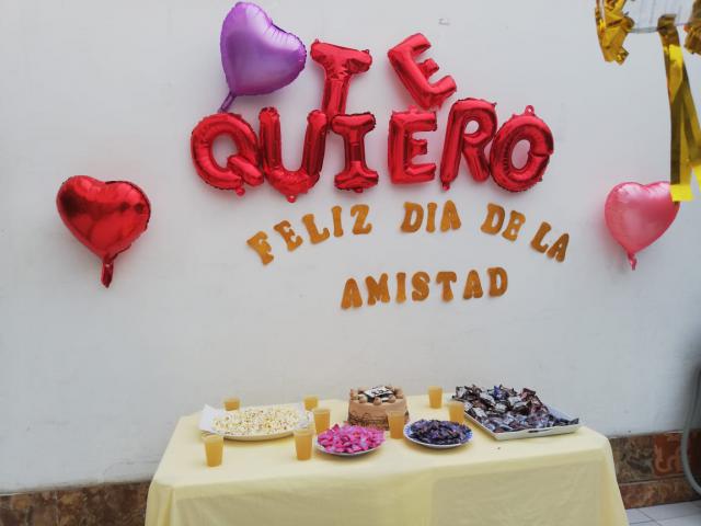 Homenaje Por El Dia De La Amistad En La Casa De Reposo Casa De Reposo En Lima,Living Spaces Millbrae Hours